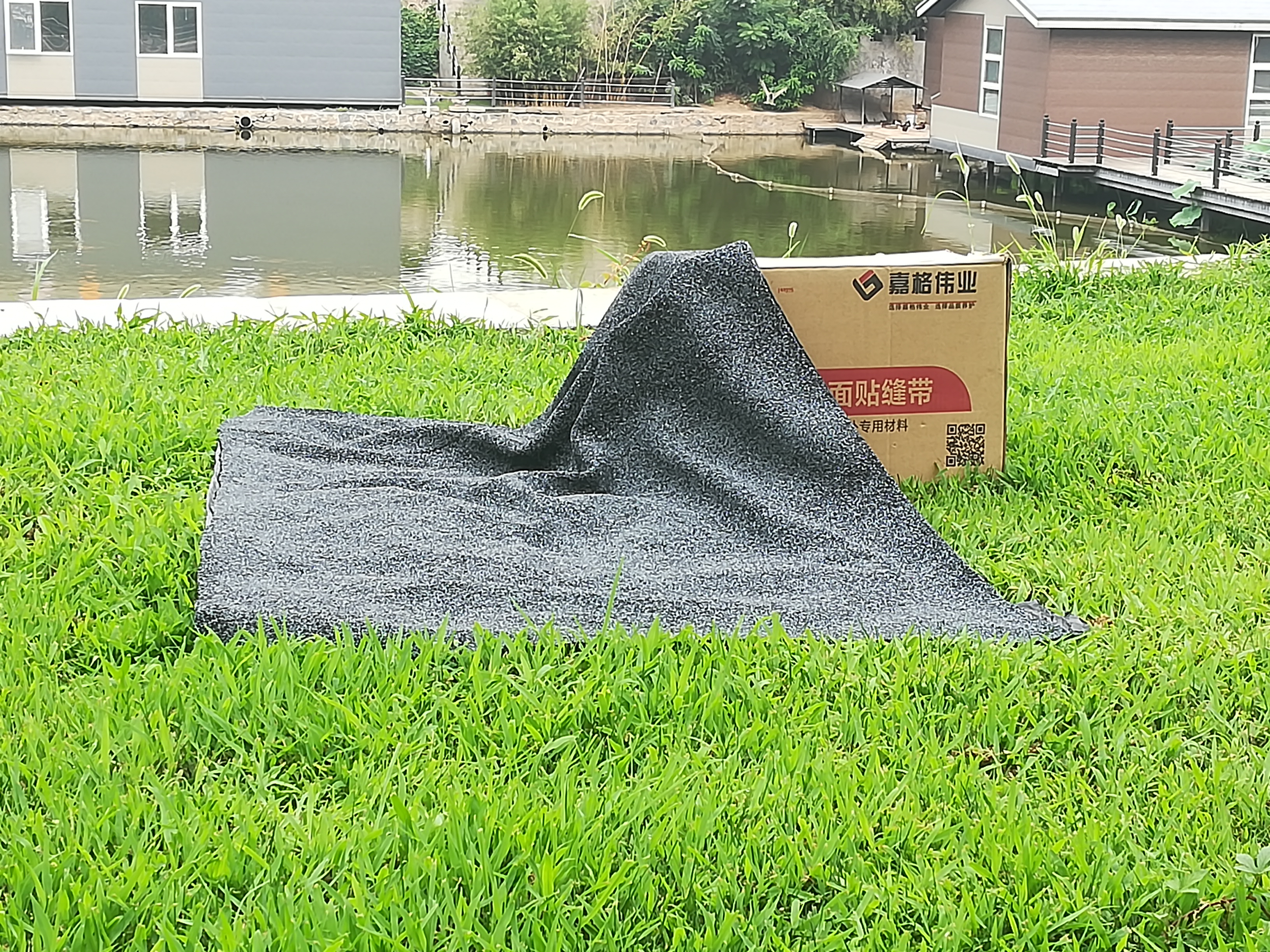 龜裂是什么及網(wǎng)裂貼對其處理方法